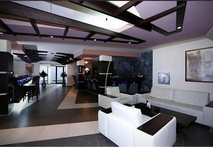 Belvedere B303 公寓 *